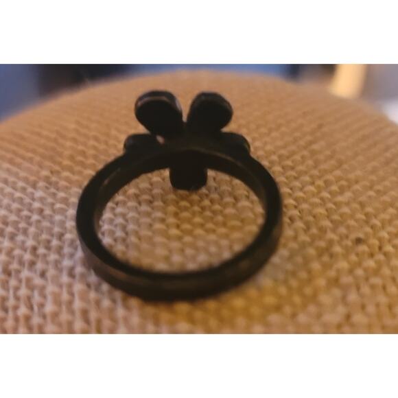 Child's ring - Picture 2 of 2